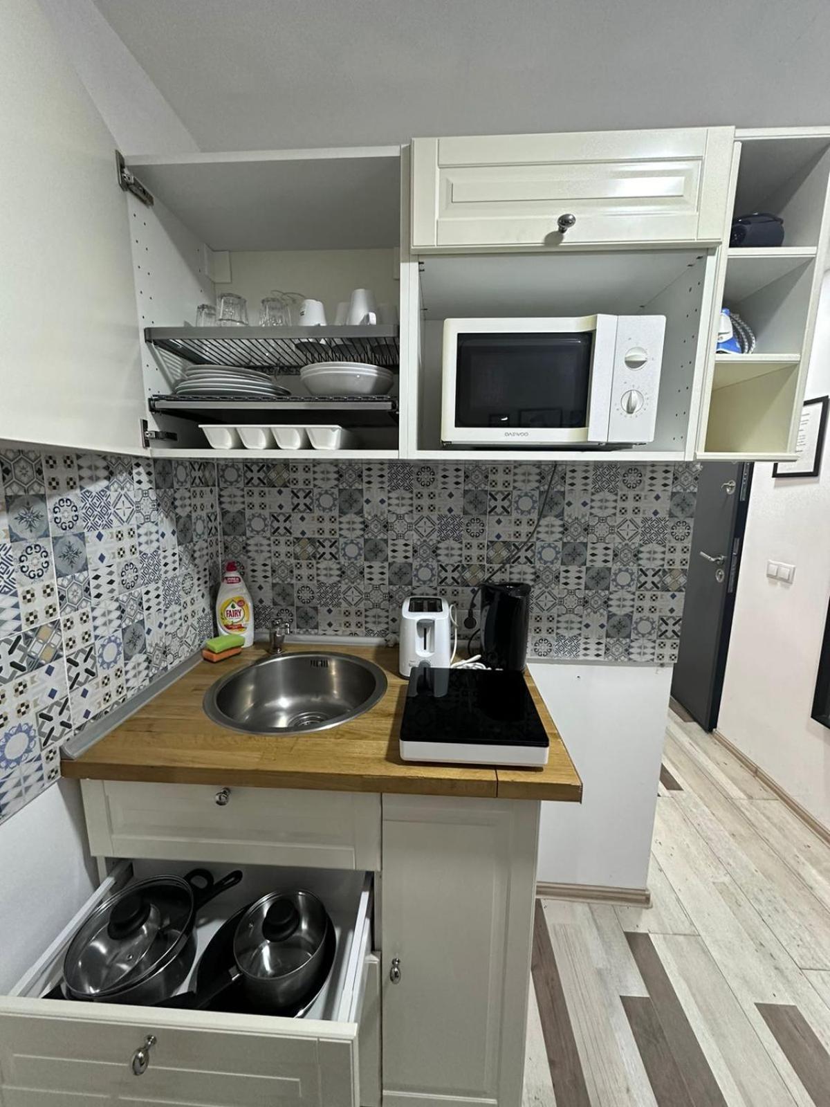 Heights Accommodation City Center Bucureşti Ngoại thất bức ảnh
