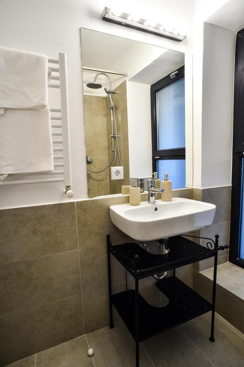 Heights Accommodation City Center Bucureşti Ngoại thất bức ảnh
