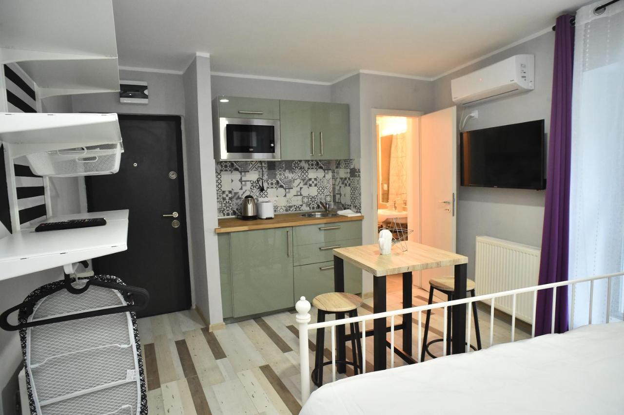 Heights Accommodation City Center Bucureşti Ngoại thất bức ảnh