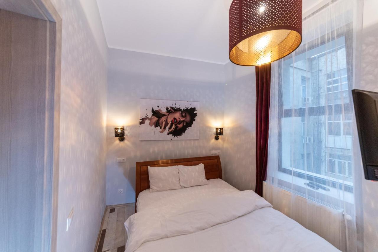 Heights Accommodation City Center Bucureşti Ngoại thất bức ảnh